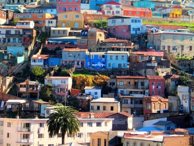 Valpara&iacute;so a paso lento