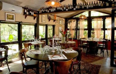Voila Bistrot, Parat&iacute;