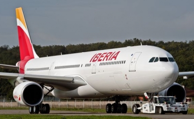 Multan a Iberia por exigir pruebas de embarazo a aspirantes a azafatas