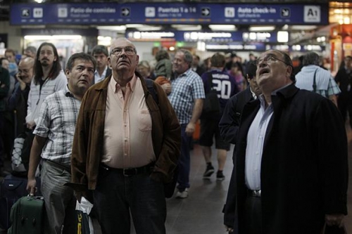 Aerol&iacute;neas Argentinas otra vez con problemas gremiales y de los otros....