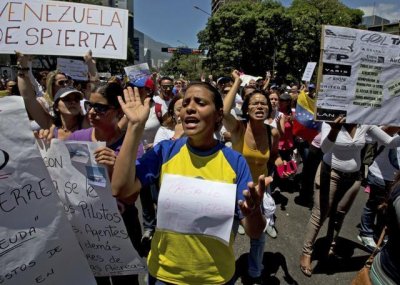 En picada el vol&uacute;men de viajes de venezolanos al exterior este a&ntilde;o  