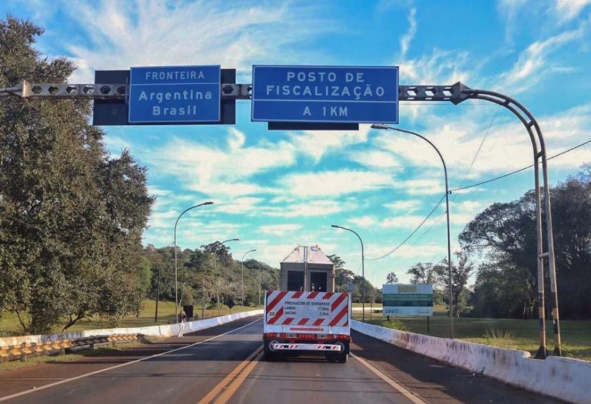 Argentina abre sus fronteras a extranjeros desde el 1&ordm; de noviembre, con condiciones