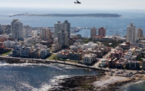 Argentinos adelantan reservas tur&iacute;sticas ante m&aacute;s restricciones