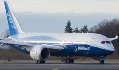 La japonesa JAL pide indemnizaci&oacute;n a Boeing por dejar en tierra sus Dreamliner 