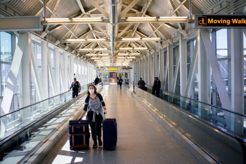 OMT trabaja en un nuevo pasaporte de salud para viajar en avi&oacute;n