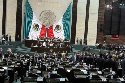 Menudo alboroto (y alerta) crea la reforma a la Ley de Aviaci&oacute;n Civil en M&eacute;xico