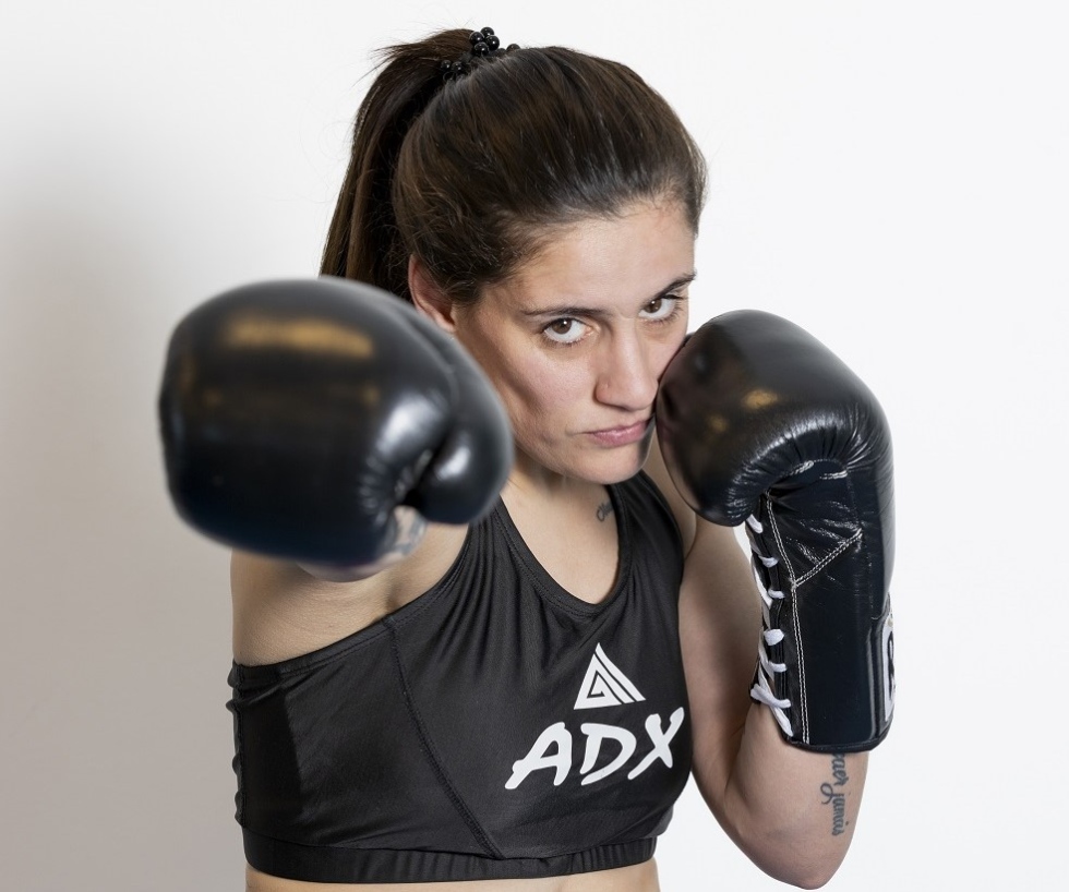 La uruguaya bicampeona del mundo va por su tercer t&iacute;tulo mundial de boxeo