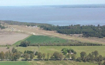 Aeropuerto Internacional de Carmelo "Balneario Zagarzaz&uacute;" (SUCM) &iquest;internacional o dom&eacute;stico?