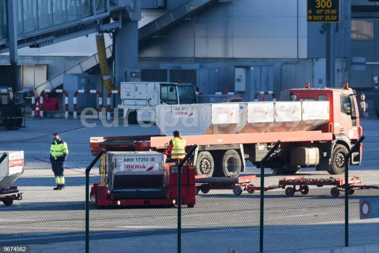 USO y CGT convocan huelga en el handling de IAG en Barajas para cinco d&iacute;as