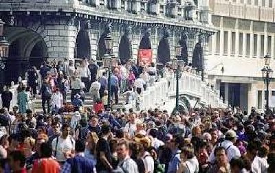 &iquest;Cu&aacute;ntos turistas m&aacute;s caben en Venecia?
