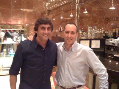 Al abordar el charter que parti&oacute; de Montevideo el 27 de agosto de 2008, Campiani se sent&oacute; junto a Enzo Francescoli a quien ni conoc&iacute;a, ni sab&iacute;a quien era, dad su nula afici&oacute;n por el f&uacute;tbol.