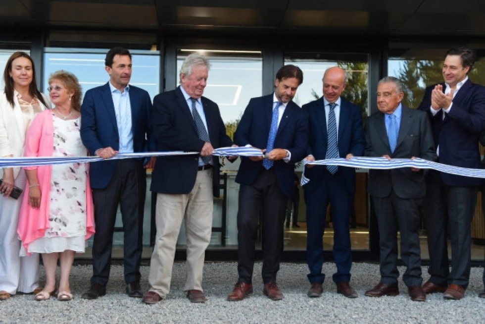 Aeropuertos Uruguay inaugur&oacute; el nuevo Aeropuerto Internacional de Carmelo