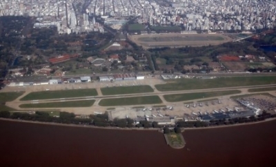   Aeroparque cerrar&aacute; un mes y los vuelos saldr&aacute;n de Ezeiza y El Palomar