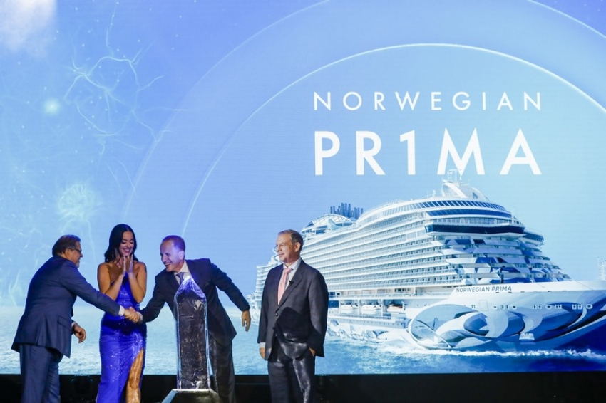 Katy Perry bautiz&oacute; al Norwegian Prima