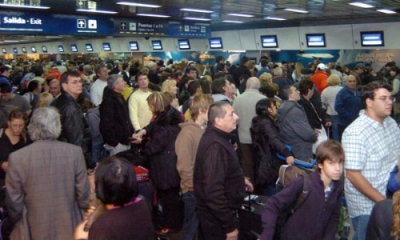  Demoras en Aeroparque: en Semana Santa y despu&eacute;s tambi&eacute;n