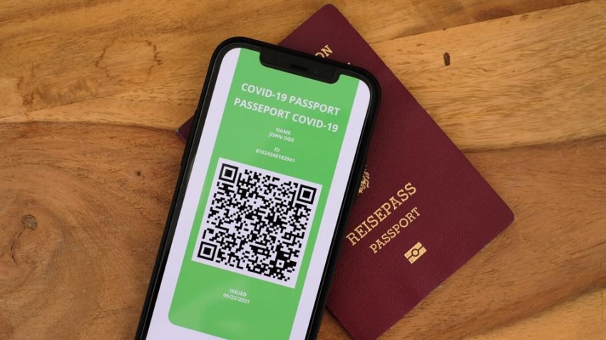 El pasaporte sanitario ser&aacute; un &ldquo;redituable&rdquo; carnet de vacunaci&oacute;n mundial