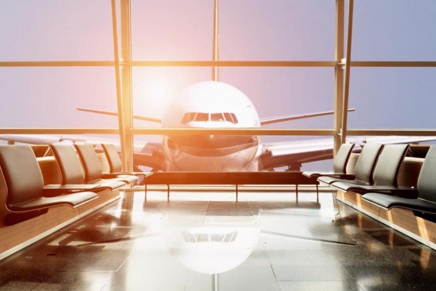 El transporte a&eacute;reo regular a la caza de las charteras