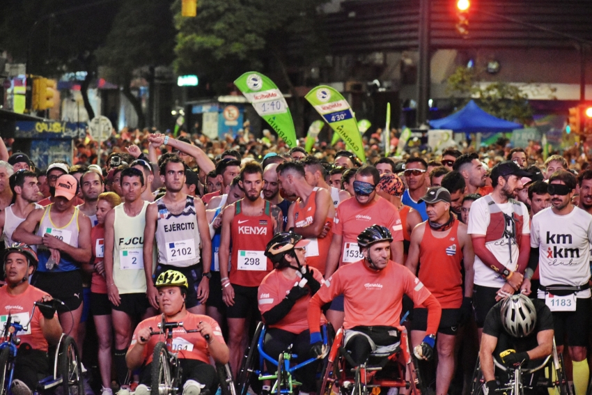 Montevideo se visti&oacute; de fiesta y deporte en un evento multitudinario
