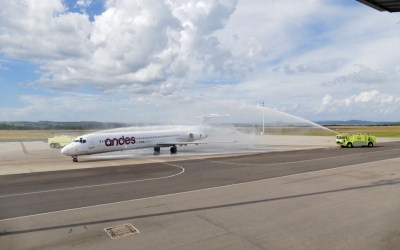 Llega a Punta del Este primer vuelo de Andes L&iacute;neas A&eacute;reas