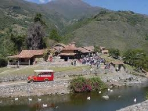El pueblito t&iacute;pico los Aleros en M&eacute;rida-Venezuela constituy&oacute; un parque tem&aacute;tico innovativo, su aparici&oacute;n despert&oacute; gran inter&eacute;s en turistas y visitantes.