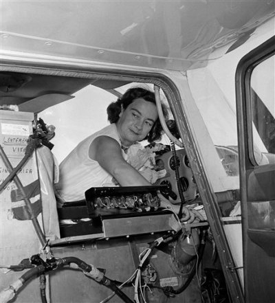 Falleci&oacute; la primera piloto mujer en dar la vuelta al mundo