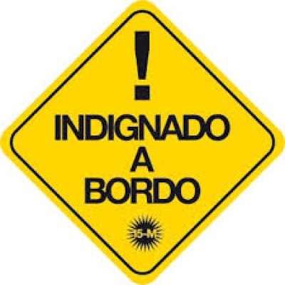 Agente de viajes indignado