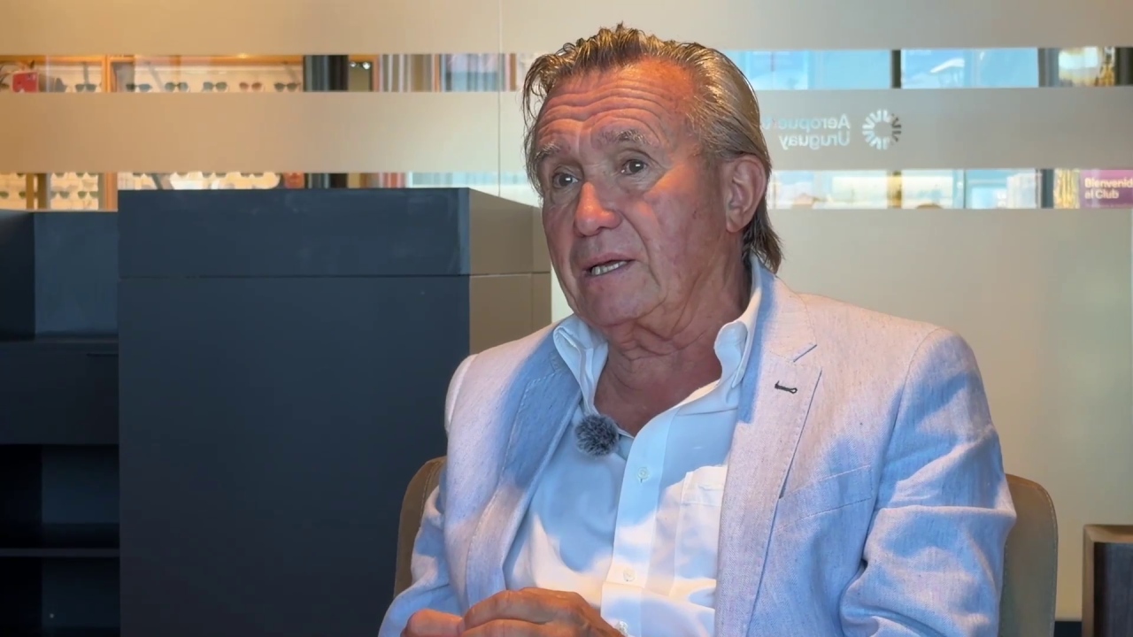 Con Alfredo Etchegaray un inicio nost&aacute;lgico y divertido y luego, como ve a Punta del Este