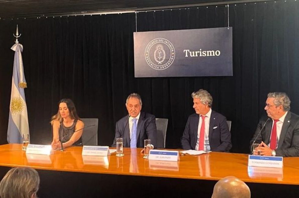FAEVYT celebr&oacute; el ingreso del turismo al Plan Cuota Simple