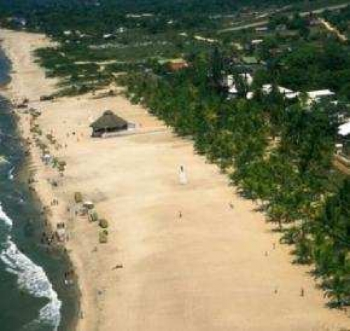 Tela, en la costa del Caribe, donde se planea construir un muelle para cruceros.