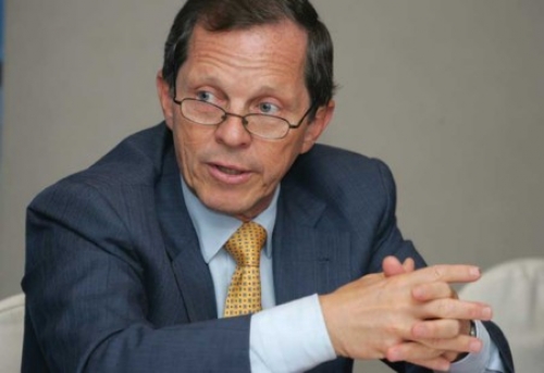 Giovanni Bisignani: &ldquo;El Per&uacute; debe construir la segunda pista del Jorge Ch&aacute;vez&rdquo;