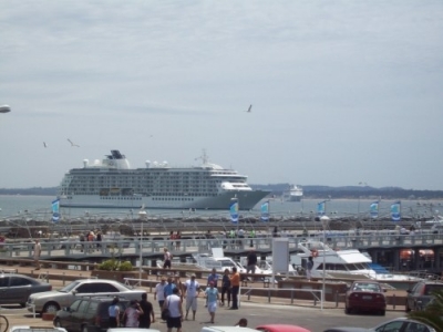 El crucero m&aacute;s lujoso del mundo inaugur&oacute; temporada en Punta del Este